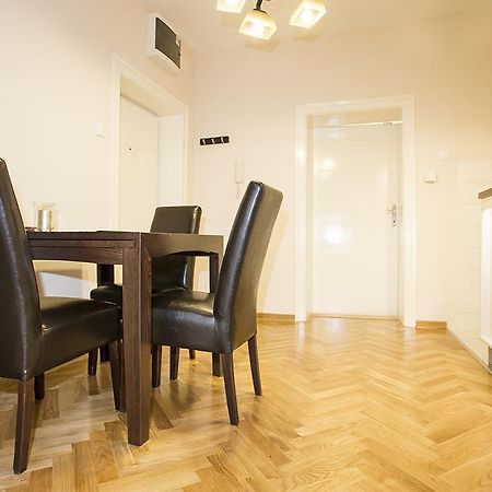 Apartment Mozaik เบลเกรด ภายนอก รูปภาพ