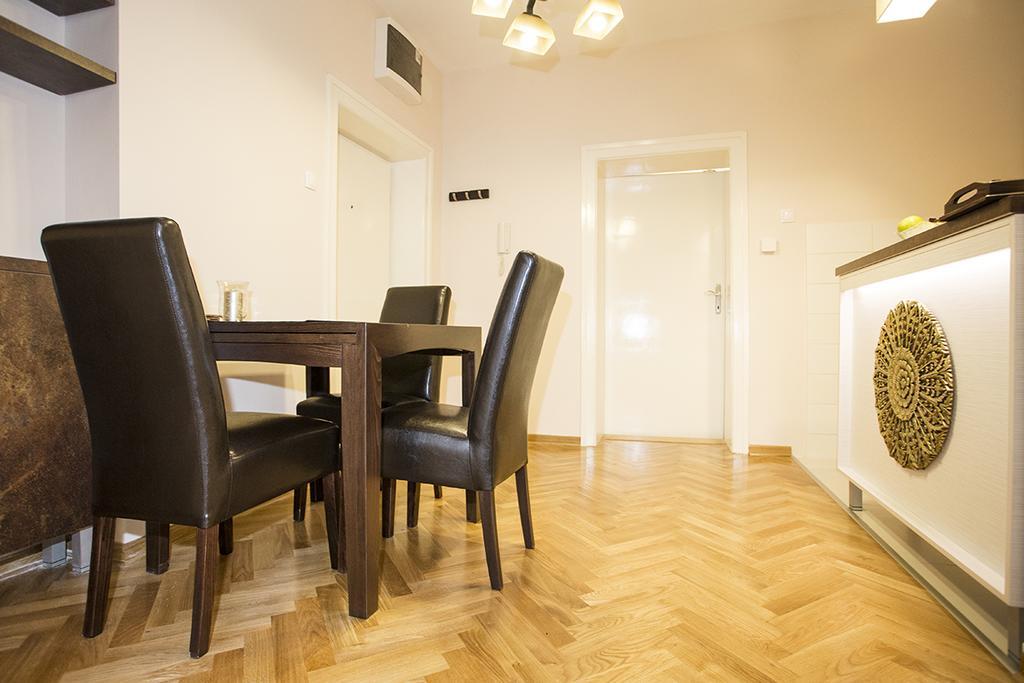 Apartment Mozaik เบลเกรด ภายนอก รูปภาพ